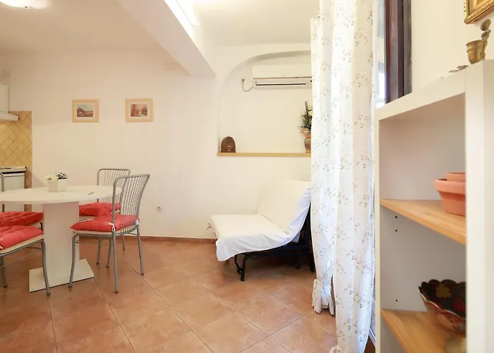 Appartement Svoboda 4 By Interhome *